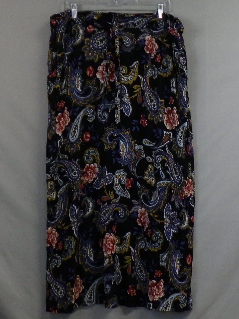 French Laundry Black Paisley Floral Maxi Skirt   A690